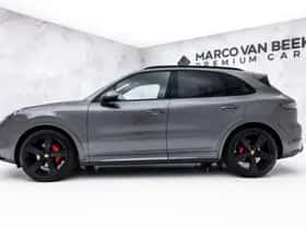 Porsche Cayenne (2019) thumbnail 5