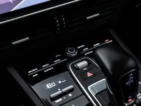 Porsche Cayenne (2019) thumbnail 42