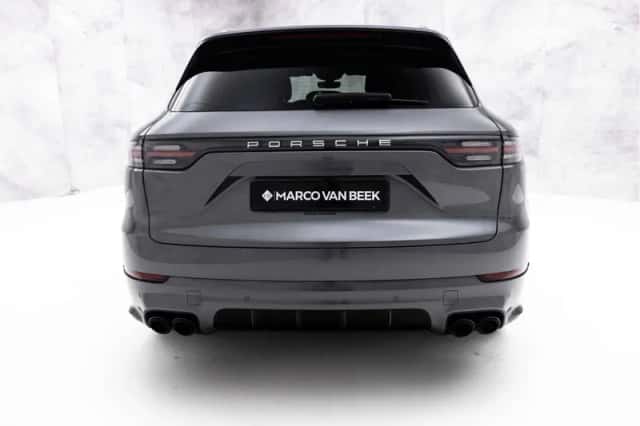 Porsche Cayenne (2019) thumbnail 10