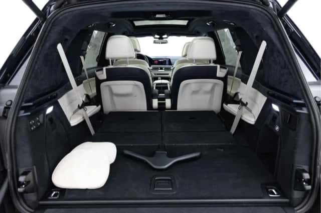 BMW X7 (2019) thumbnail 18
