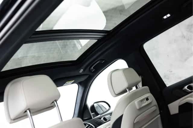 BMW X7 (2019) thumbnail 21