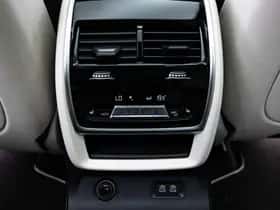 BMW X7 (2019) thumbnail 23