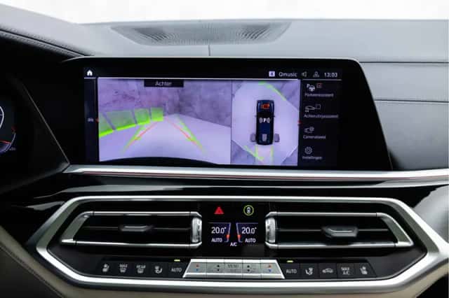 BMW X7 (2019) thumbnail 48