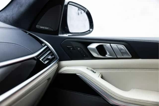 BMW X7 (2019) thumbnail 68