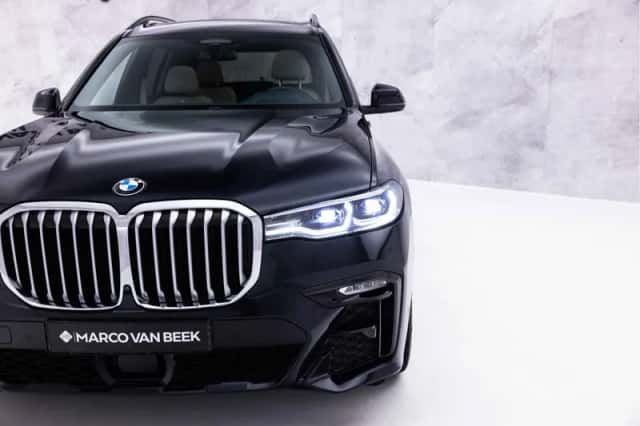 BMW X7 (2019) thumbnail 72