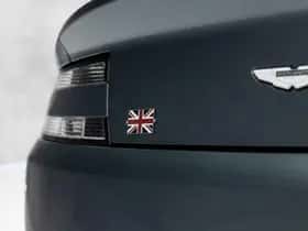 Aston Martin V8 Vantage (2015) thumbnail 18