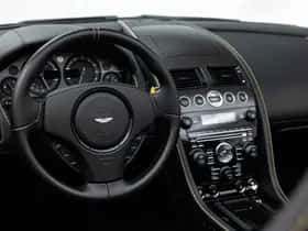 Aston Martin V8 Vantage (2015) thumbnail 28