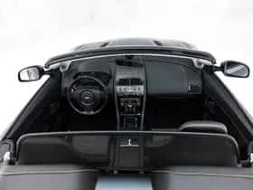 Aston Martin V8 Vantage (2015) thumbnail 29