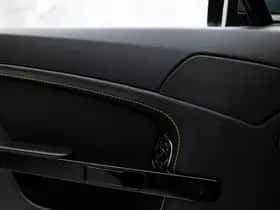 Aston Martin V8 Vantage (2015) thumbnail 41