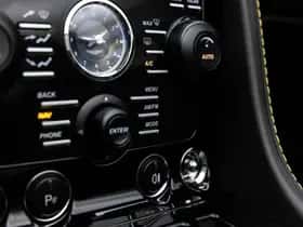 Aston Martin V8 Vantage (2015) thumbnail 59