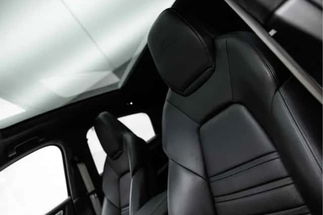 Porsche Cayenne (2023) thumbnail 14