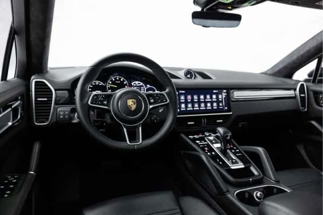 Porsche Cayenne (2023) thumbnail 18