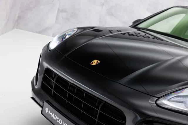 Porsche Cayenne (2023) thumbnail 52