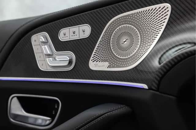 Mercedes-Benz GLE (2024) thumbnail 41