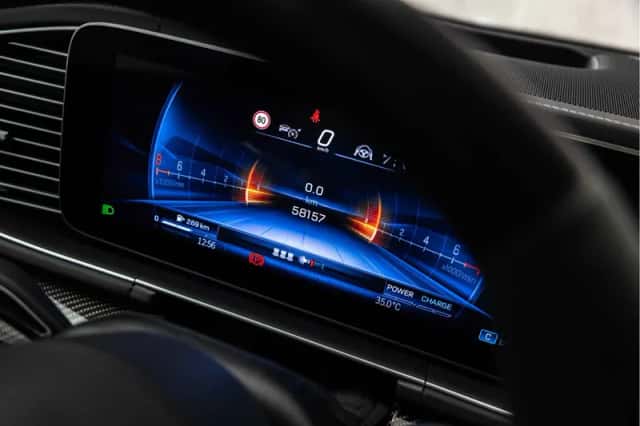 Mercedes-Benz GLE (2024) thumbnail 45