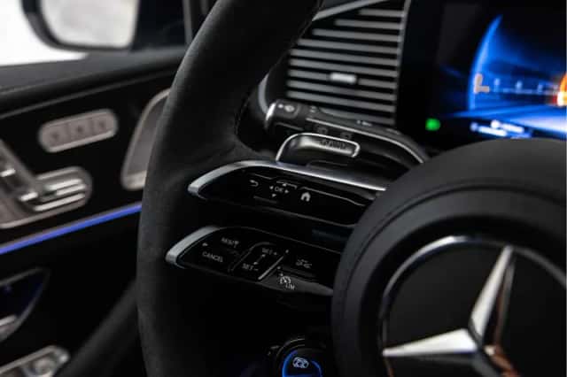 Mercedes-Benz GLE (2024) thumbnail 46