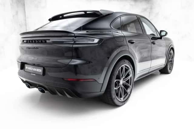 Porsche Cayenne (2024) thumbnail 2