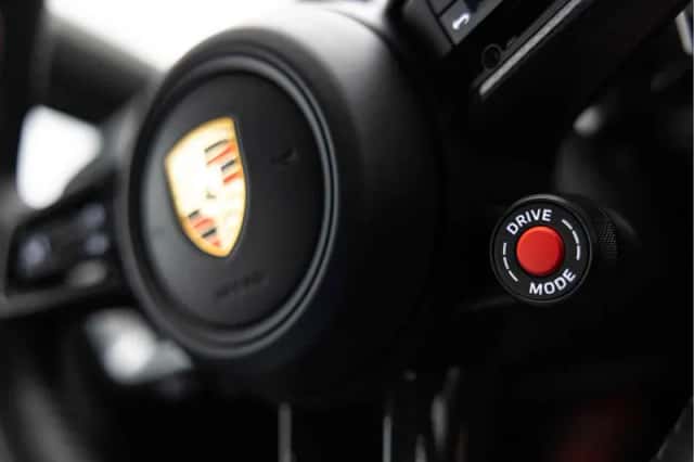 Porsche Cayenne (2024) thumbnail 33