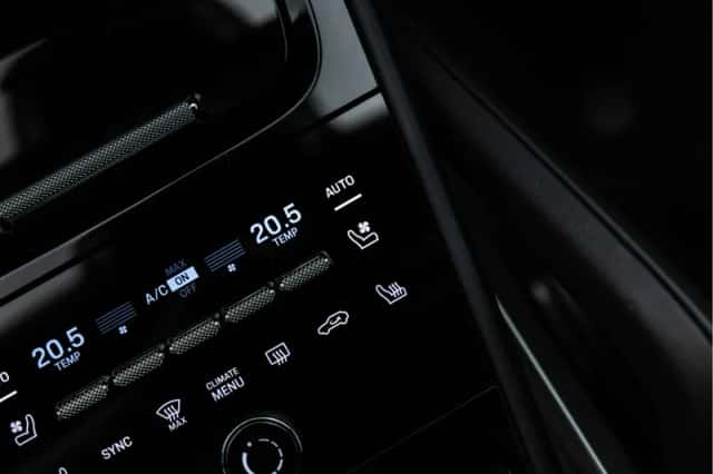 Porsche Cayenne (2024) thumbnail 53