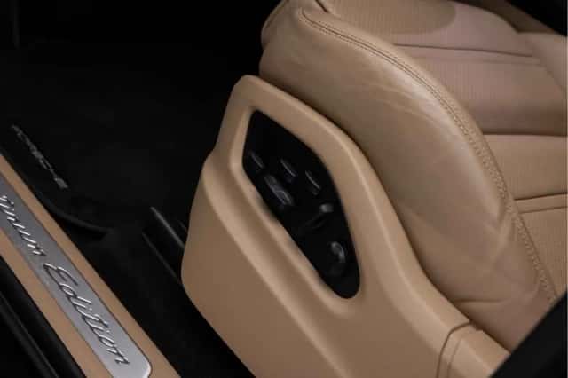 Porsche Cayenne (2022) thumbnail 24
