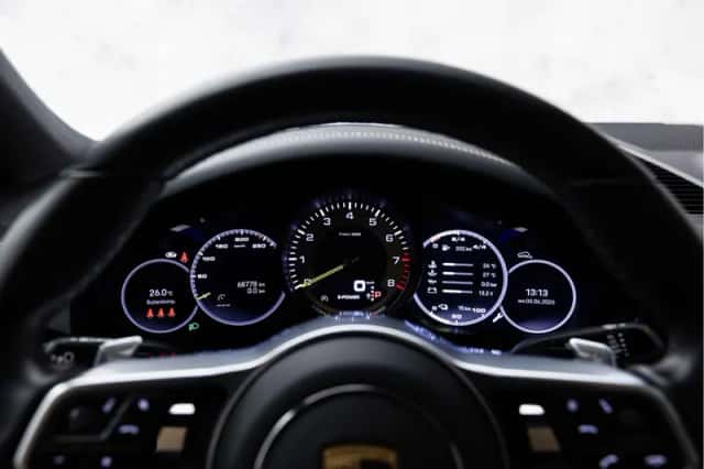 Porsche Cayenne (2022) thumbnail 31