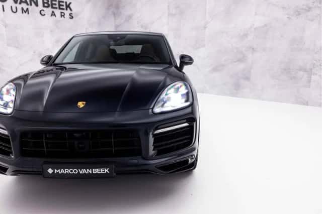 Porsche Cayenne (2022) thumbnail 61