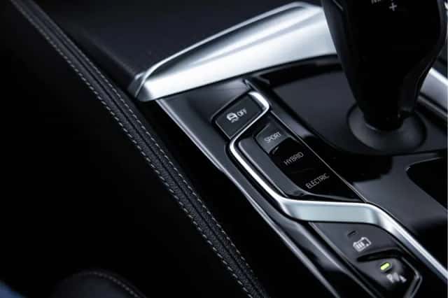 BMW 5-Serie (2023) thumbnail 49