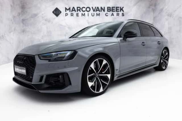 Audi RS4 (2019) thumbnail 1