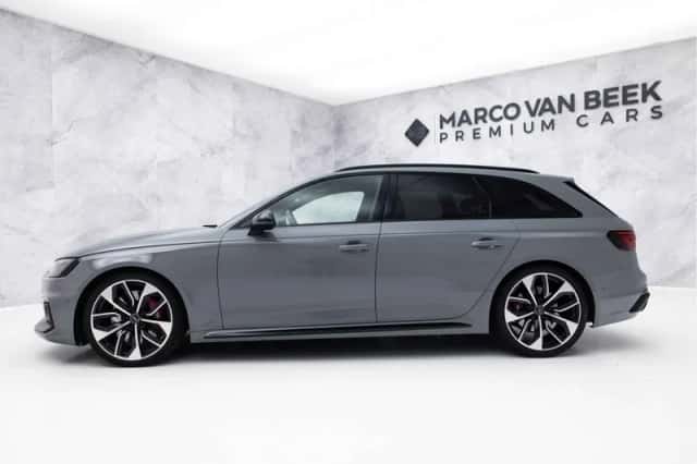 Audi RS4 (2019) thumbnail 5