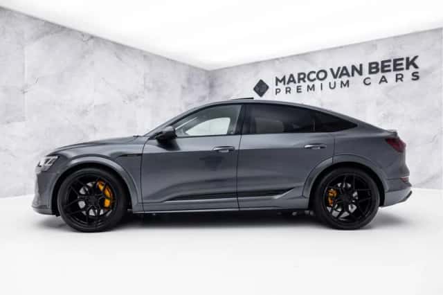 Audi e-tron (2022) thumbnail 5