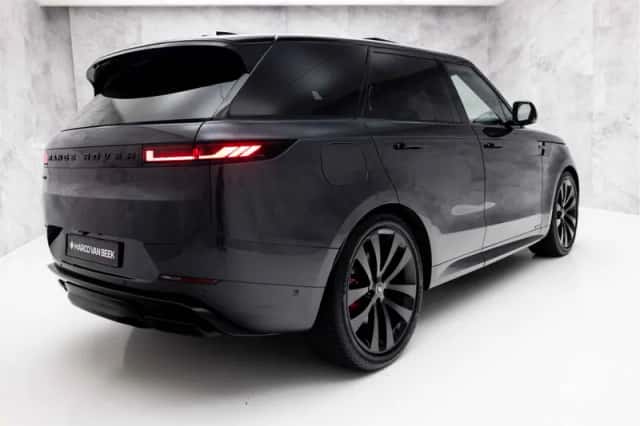 Land Rover Range Rover Sport (2023) thumbnail 2