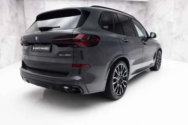 BMW X5 (2023) thumbnail 2