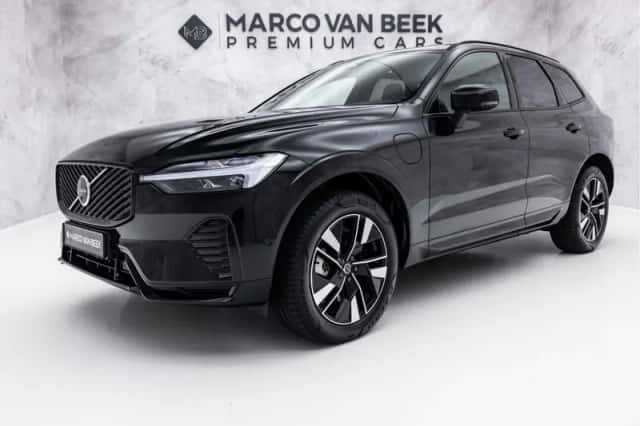 Volvo XC60 (2025) thumbnail 1