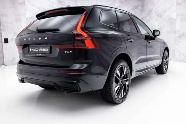 Volvo XC60 (2025) thumbnail 2