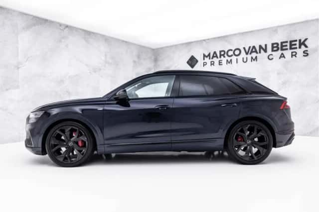 Audi Q8 (2022) thumbnail 4
