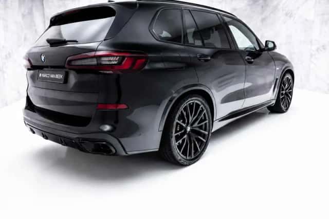 BMW X5 (2021) thumbnail 2