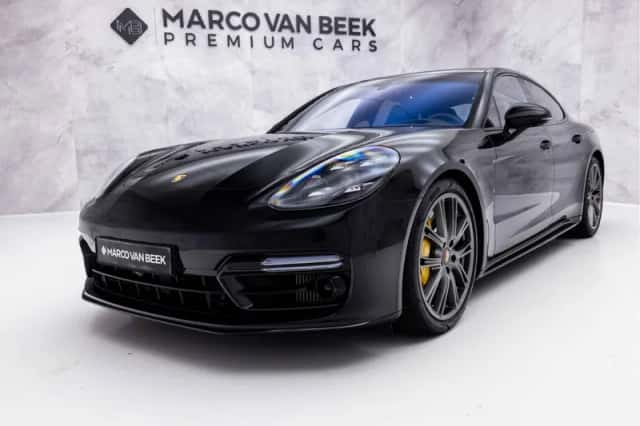 Porsche Panamera (2023) thumbnail 4