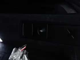 BMW X5 (2023) thumbnail 12