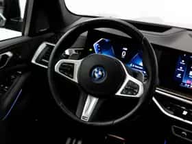 BMW X5 (2024) thumbnail 15