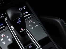 Porsche Cayenne (2017) thumbnail 45