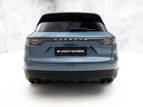 Porsche Cayenne (2017) thumbnail 10