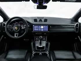 Porsche Cayenne (2019) thumbnail 22