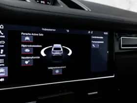 Porsche Cayenne (2019) thumbnail 44