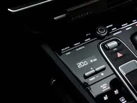 Porsche Cayenne (2019) thumbnail 50