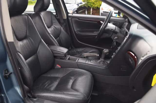 Volvo V70 (2000) thumbnail 24