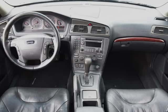 Volvo V70 (2000) thumbnail 10