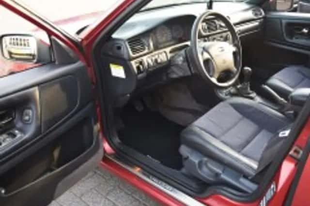 Volvo V70 (1998) thumbnail 4