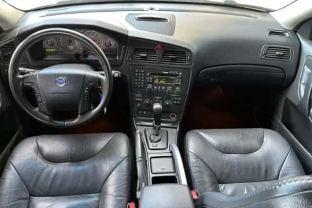 Volvo Xc70 (2003) thumbnail 3