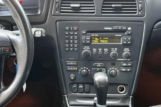 Volvo Xc70 (2003) thumbnail 26