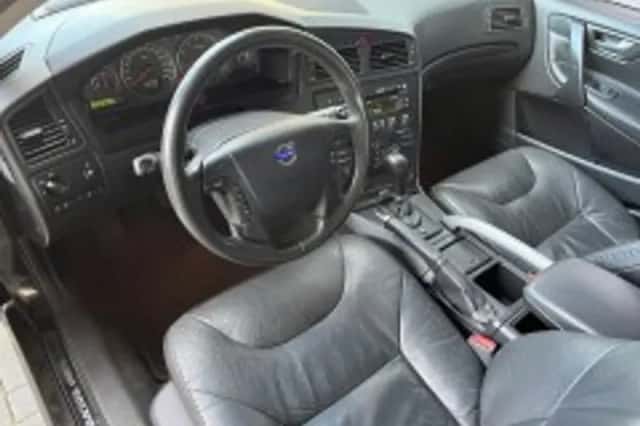 Volvo Xc70 (2003) thumbnail 5